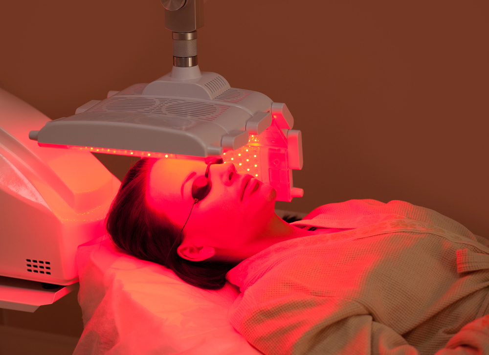 women during red light procedure